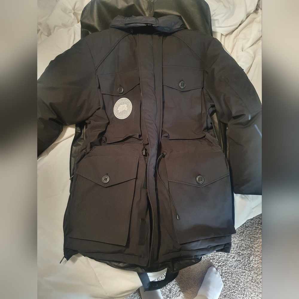 Canada goose x Juun. J expedition parka - Picture 1 of 14